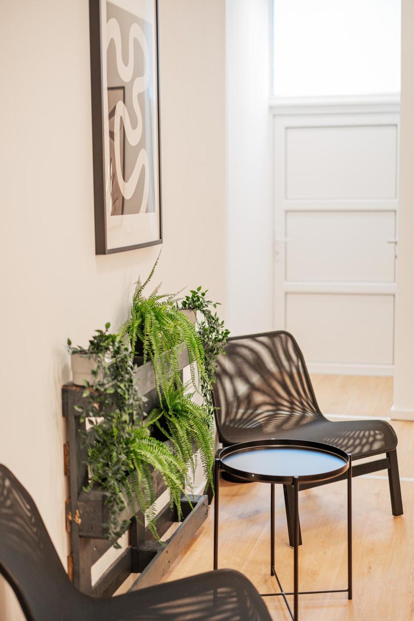 Chic Central City Rooms By Home2 Vienna Exterior photo